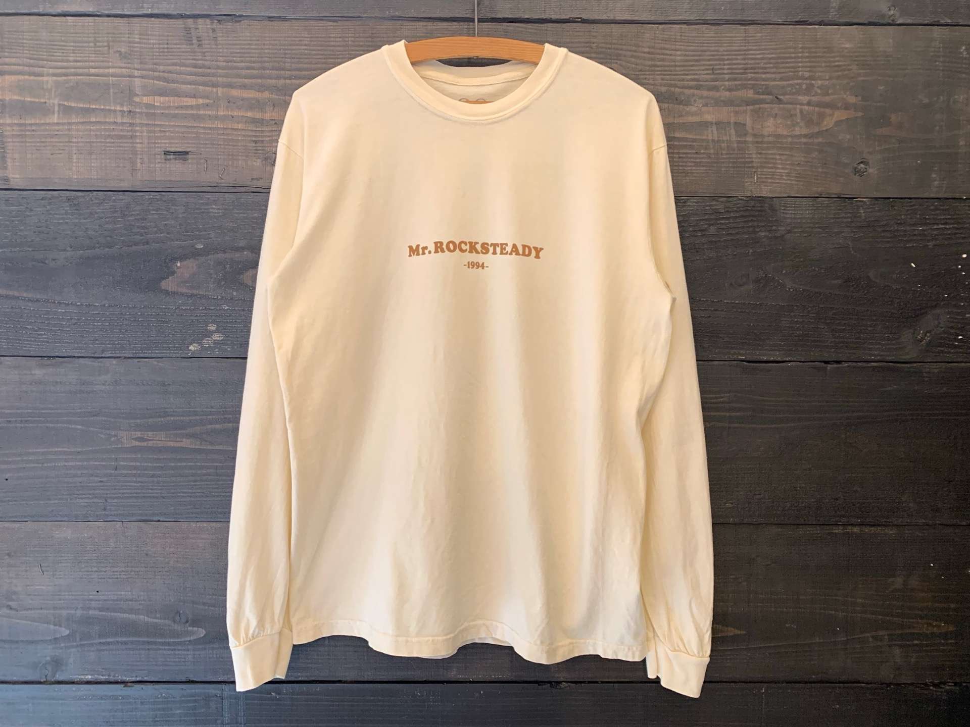 MR.ROCKSTEADY L/S T-SHIRTS (CREAM)<br>¥5,940(税込)